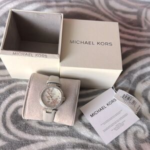Michael Kors Watch‎ MK6807